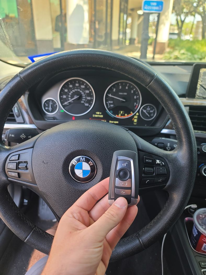 BMW key fob programming Houston TX - Texan Locksmith