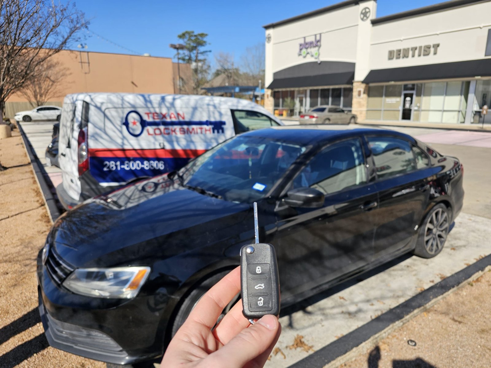 Volkswagen Jetta key replacement with Texan Locksmith van